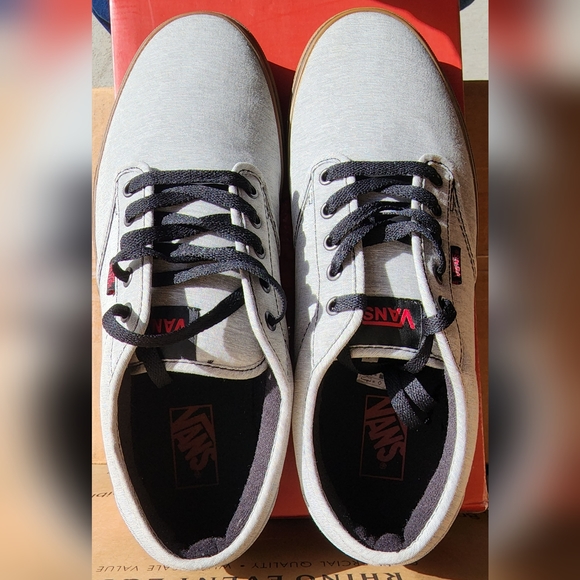 Van's "Atwood Retro", Size 12, Grey/Gum Sneakers - Picture 6 of 9